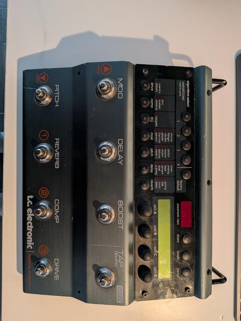 TC nova system multi effet analogique et numérique, Muziek en Instrumenten, Effecten, Gebruikt, Chorus, Delay of Echo, Distortion, Overdrive of Fuzz