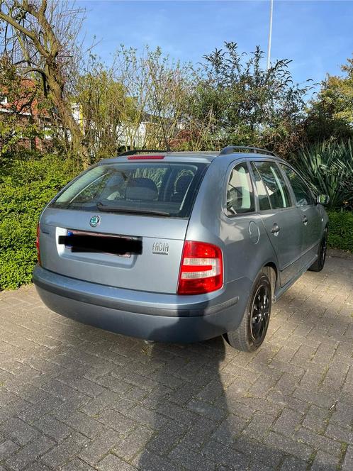Scoda fabia, Auto's, Skoda, Particulier, Fabia, Benzine, Break, 5 deurs, Handgeschakeld, Blauw, Zwart, Stof, Ophalen