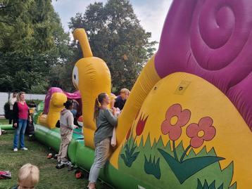 Te koop 2delige hindernisbaan incl certificaat en blowers beschikbaar voor biedingen