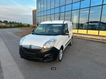 Opel Combo..Bj..2013…1.4 benzine..78,000km…A/C..Euro 5 beschikbaar voor biedingen