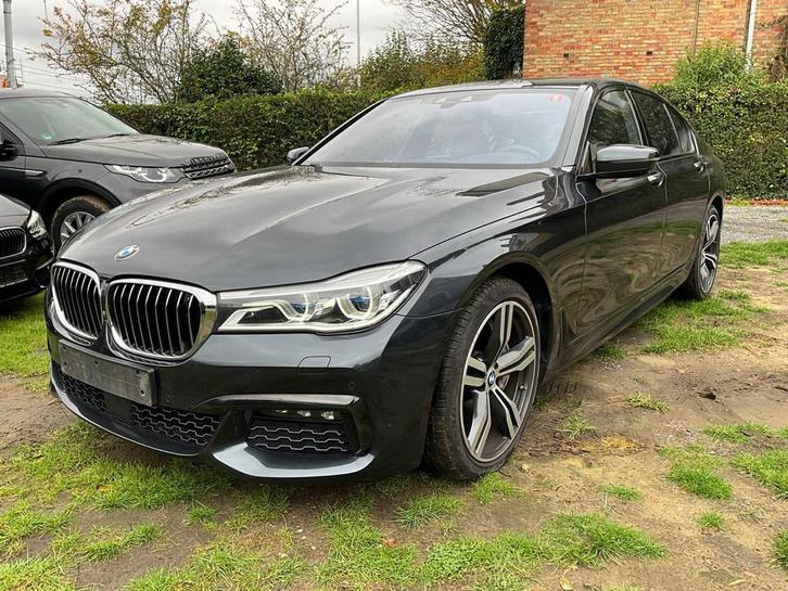 2017 BMW 750i xDrive Personenauto, Auto's, BMW, Bedrijf, 7 Reeks, Overige brandstoffen, Overige carrosserie, Automaat, Gebruikt