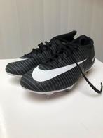 Voetbalschoenen nike maat 36,5, Sport en Fitness, Ophalen of Verzenden, Zo goed als nieuw, Schoenen