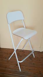 Witte bar stoel IKEA - moet weg, Huis en Inrichting, Stoelen, Wit, Zo goed als nieuw, Metaal, Eén