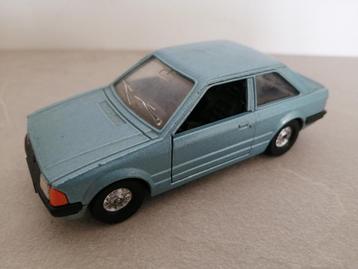 Corgi Toys Ford Escort 1.3 GL model 1980 