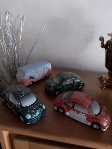 Vw, blikken schaalmodellen1/18. Vw Beetle en 1 Vw bus T1., Enlèvement, Neuf, Voiture