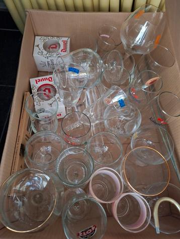 Lot nieuwe glazen vanalles en nog wat. Allerhande beschikbaar voor biedingen