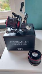Feeder molen Daiwa, Watersport en Boten, Hengelsport | Witvissen, Ophalen, Zo goed als nieuw, Molen