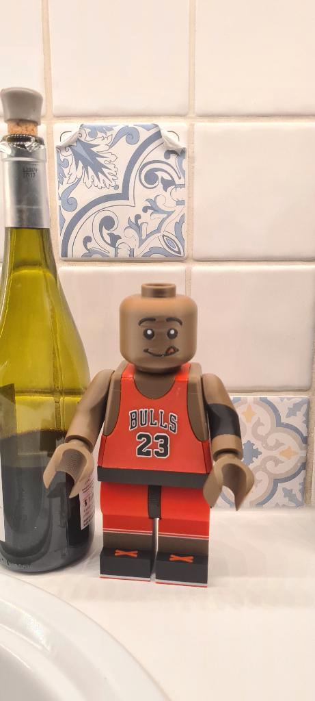 LEGO Brick Jordan Chicago Bulls #23 XL Minifiguur XL, Verzamelen, Beelden en Beeldjes, Nieuw, Overige typen, Ophalen of Verzenden