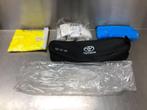 DIVERSEN EHBO kit Toyota Prius Plus (ZVW4) (01-2011/-), Gebruikt, Toyota
