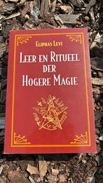 E. Levi - Leer en ritueel der hogere magie (deel 1 &2), Ophalen of Verzenden, Gelezen, E. Levi