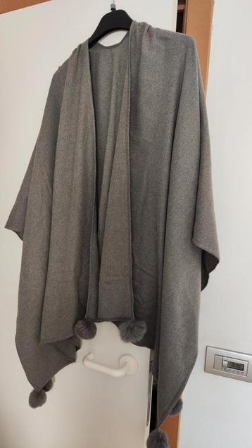 poncho gris, Titto, Enlèvement ou Envoi, Comme neuf, Gris