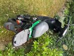 Pgo box max scooter voor onderdelen, Fietsen en Brommers, Ophalen, Gebruikt