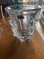 Seau à glace en cristal, Enlèvement