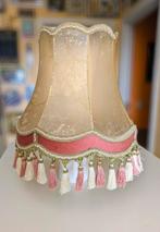 Vintage lampenkap 42cm Hoogte. 25-40cm Breedte, Huis en Inrichting, Lampen | Lampenkappen, Zo goed als nieuw, Ophalen