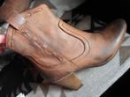 maat 36 : 2 x ballerina's en  5 x laarsjes, Beige, Lage of Enkellaarzen, Nieuw, Ophalen of Verzenden