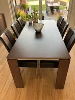 Moderne  eet tafelmet 6 lederen stoelen beide bruine kleur., Huis en Inrichting, Ophalen, Gebruikt, 200 cm of meer, 50 tot 100 cm
