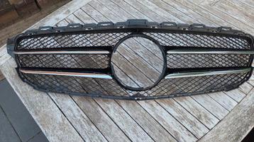 Mercedes-Benz C-Klasse AMG Grille W205 beschikbaar voor biedingen