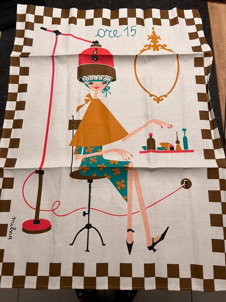 3 torchons Milvia à l'état neuf Ore 15 - 22 - 8, Antiquités & Art, Antiquités | Ustensiles de cuisine, Enlèvement ou Envoi