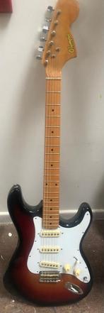 Guitare électrique imitation Stratocaster, Musique & Instruments, Instruments à corde | Guitares | Électriques, Enlèvement, Utilisé