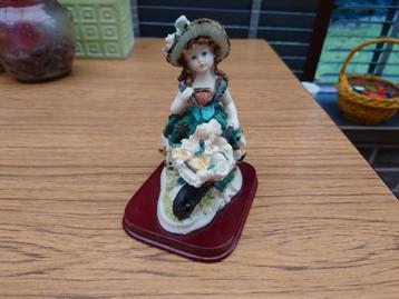 Beeltje  beschikbaar voor biedingen