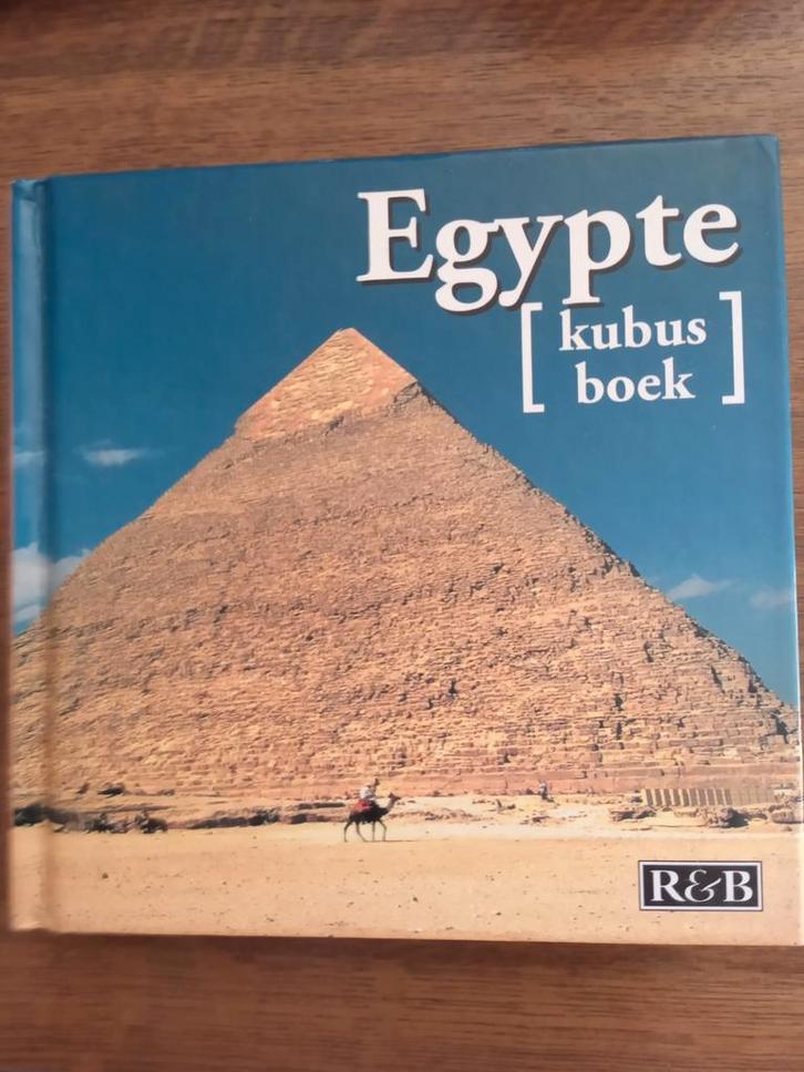 Egypte kubus boek 454 blz, Boeken, Reisgidsen, Zo goed als nieuw, Reisgids of -boek, Afrika, Verzenden