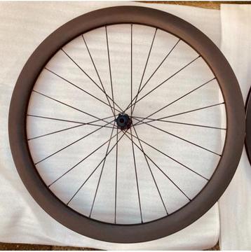 NIEUW! Aero Carbon Wielset +/- 1425gr beschikbaar voor biedingen