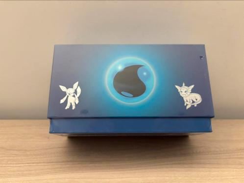 Radiant energy Brilliant Energy Gift Box water vaporeon, Hobby en Vrije tijd, Verzamelkaartspellen | Pokémon, Zo goed als nieuw