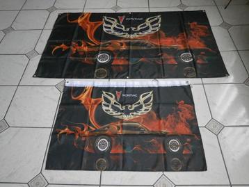 drapeau Pontiac firebird trans-am 60 cm sur 90 cm  10€, Enlèvement ou Envoi