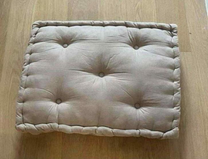 7 nieuwe lounge kussens, Tuin en Terras, Tuinsets en Loungesets, Zo goed als nieuw, Bank, Ophalen