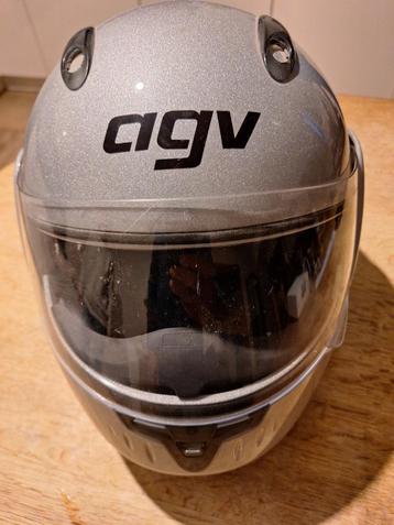 Casque AGV Taille L disponible aux enchères