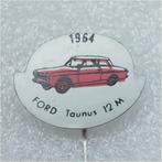 SP0761 Speldje 1964 Ford Taunus 12M rood, Collections, Broches, Pins & Badges, Utilisé, Enlèvement ou Envoi