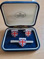 2 boutons de manchette et une pince à cravate, Enlèvement ou Envoi, Comme neuf