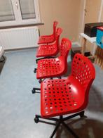 4 Chaises à roulettes et réglables en hauteur, Comme neuf, Chaise de bureau, Enlèvement, Rouge