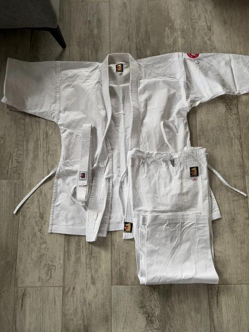 Matsuru Kata Karatepak – Verstevigd voor Competitie, Sport en Fitness, Vechtsporten en Zelfverdediging, Zo goed als nieuw, Karate