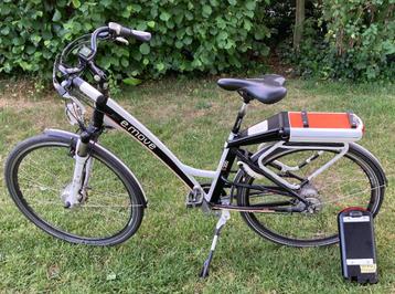 e move met voorwielaandrijving in uitstekende staat 28 km/u beschikbaar voor biedingen