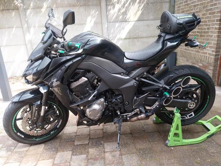 Kawasaki z1000, Motoren, Motoren | Kawasaki, Naked bike, meer dan 35 kW, 4 cilinders, Motorrijbewijs A, ABS, Sportuitlaat, Ophalen
