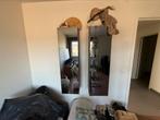 2 smalle, wandgemonteerde kasten met spiegeldeuren., Huis en Inrichting, Ophalen, Zo goed als nieuw