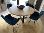Ronde eettafel met vier stoelen, Ophalen, 150 tot 200 cm, Zo goed als nieuw, 150 tot 200 cm