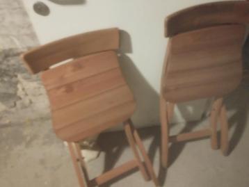 Table pliante en bois avec deux chaises, Maison & Meubles, Tables | Tables à manger, Cinq personnes ou plus, Comme neuf, Enlèvement