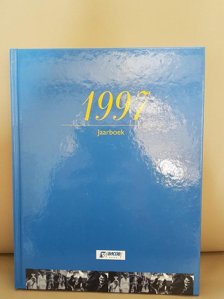 Diverse geïllustreerde jaarboeken, Boeken, Geschiedenis | Wereld, Nieuw, Ophalen of Verzenden