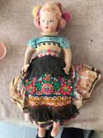 Oude Hongaarse pop met authentieke klederdracht 1960, Verzamelen, Ophalen of Verzenden, Gebruikt, Pop