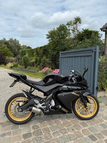 Yamaha YZF - R125 *Showroomstaat* 9000km! beschikbaar voor biedingen