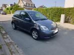 Toyoya yaris 1.0i gekeurd, Voorwielaandrijving, Stof, Zwart, 4 cilinders