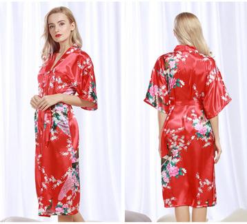 Kimono rouge unisexe innovant sans couture, taille unique