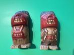 2 beeldjes in hout, Ophalen