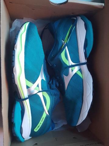 mizuno wave ultima 13 running sneakers maat 46 .5 nieuw+doos, Neuf, Mizuno, Enlèvement ou Envoi, Chaussures de sport