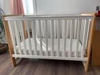 Babybed en matrass, Kinderen en Baby's, Kinderkamer | Bedden, Ophalen, Gebruikt, Matras