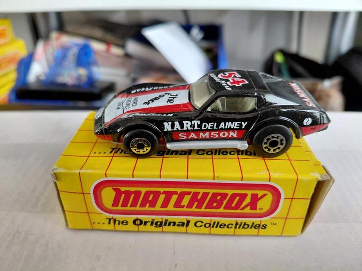 Matchbox 62 Chevrolet Corvette "NART DELAINEY" US doos, Hobby en Vrije tijd, Modelauto's | Overige schalen, Zo goed als nieuw