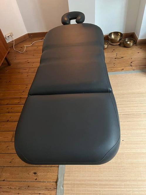 Table de massage professionnelle Lemi, Sport en Fitness, Massageproducten, Massagetafel, Ophalen