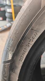 255/45r19 104w Hankook 50€ per stuk met montage 25545r19, Auto-onderdelen, Ophalen of Verzenden
